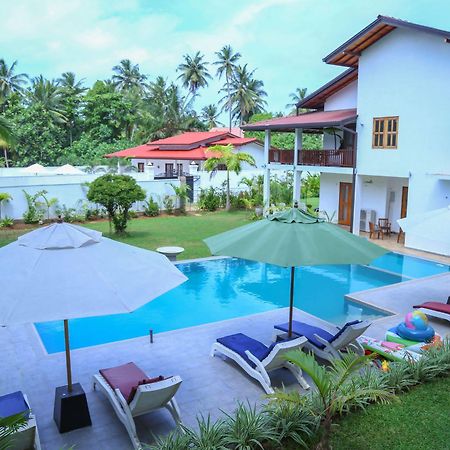 Hikka Resort Hikkaduwa Exterior photo