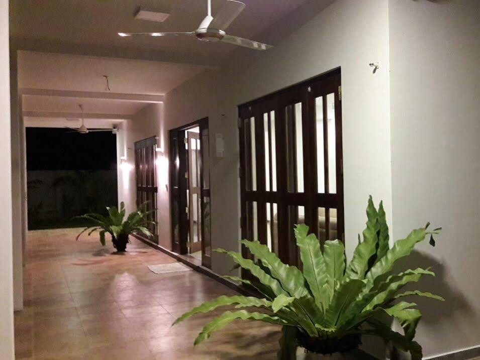 Hikka Resort Hikkaduwa Exterior photo